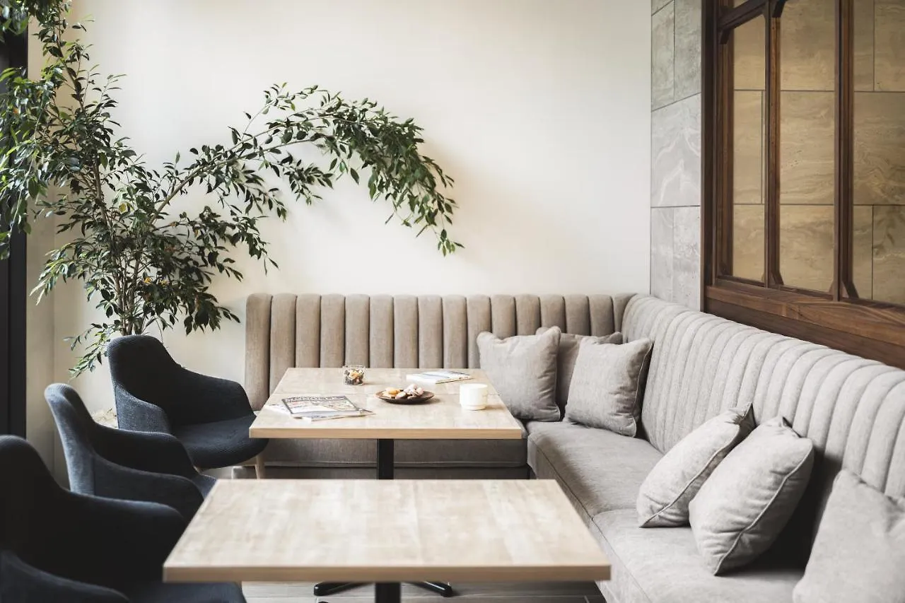Nest Hotel Hiroshima Ekimae 4*,
